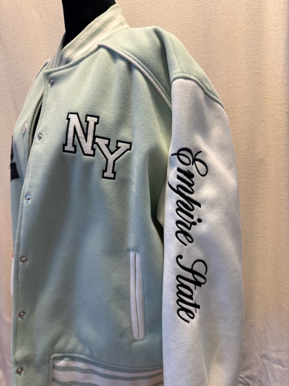 Forever 21 Mint Green NY Empire State Varsity Jacket M - Picture 3 of 6